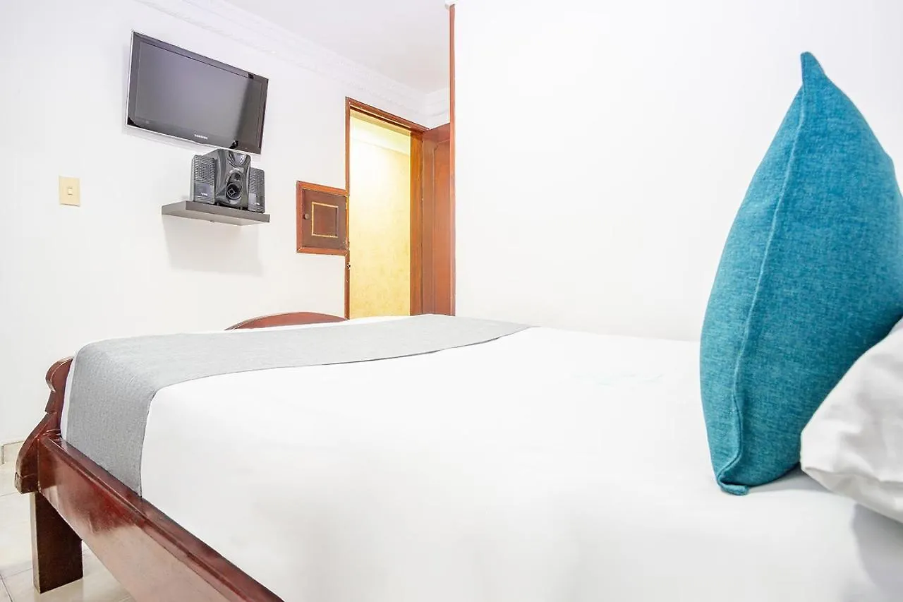 Hotel Ayenda Casa Blanca Bogotá